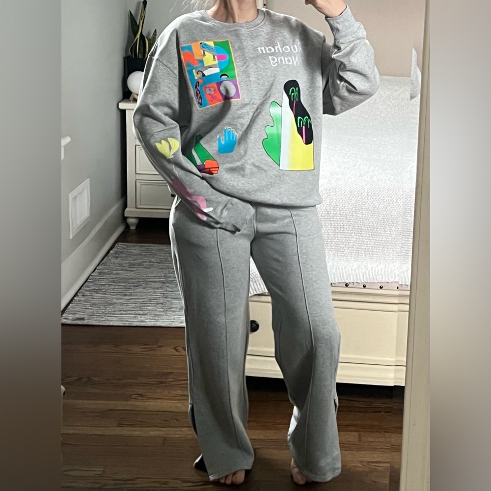 Sweatshirt - Picture 7 of 7